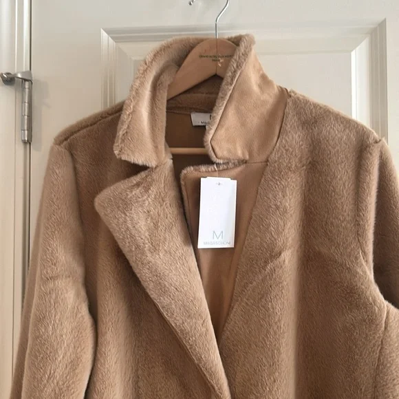 Faux Teddy Bear style coat, camel color. - Picture 2 of 10
